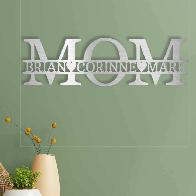 Mom Custom Metal sign sliver on green background